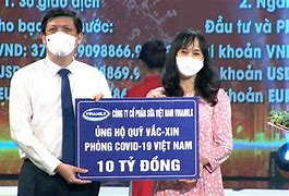 Phạm Nhật Vượng Ủng Hộ Covid